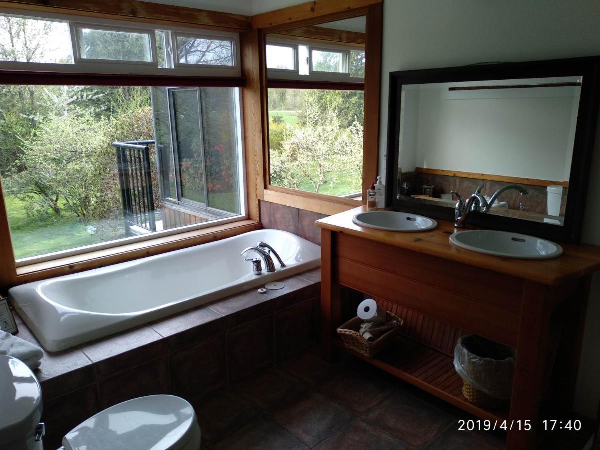 Harrison Hammond House Farmstay Harrison Mills Zewnętrze zdjęcie