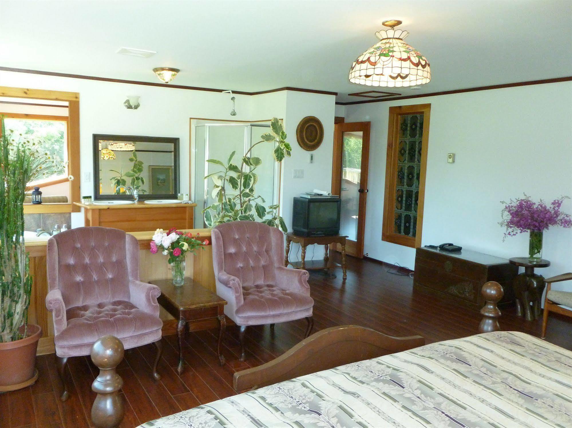 Harrison Hammond House Farmstay Harrison Mills Zewnętrze zdjęcie